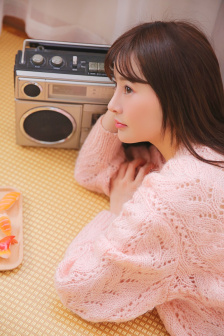 年轻的女学生3